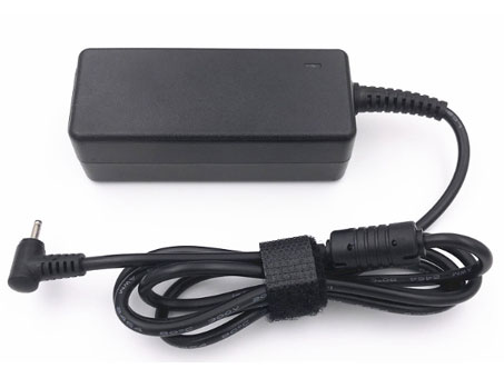 Samsung NP900X1A Charger